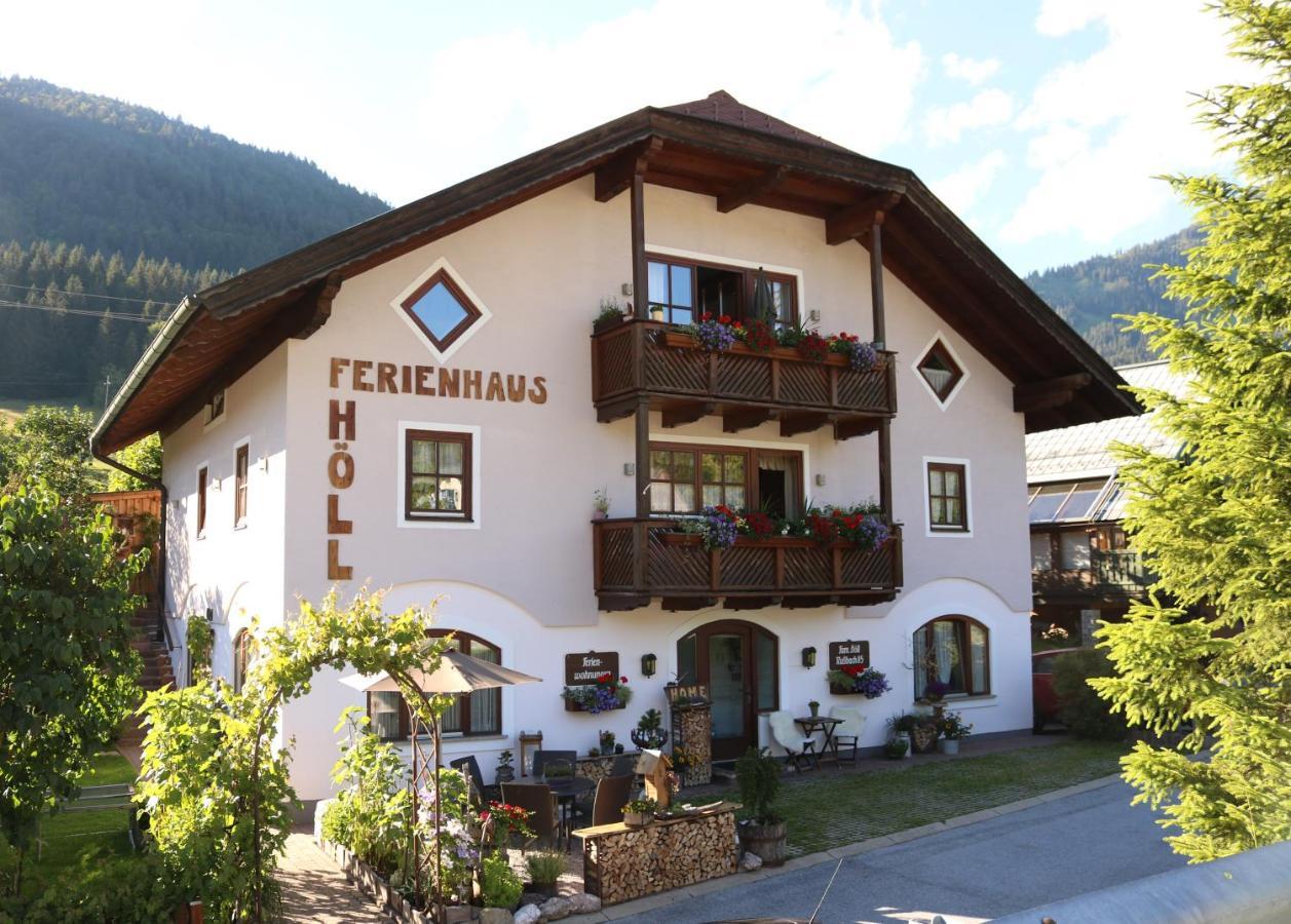 Ferienhaus Hoell Russbach am Pass Gschutt Bagian luar foto