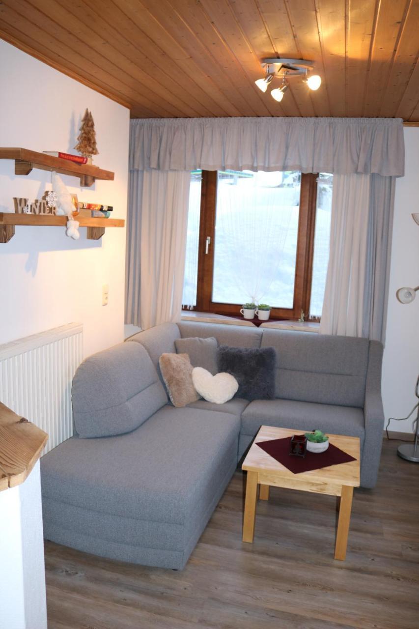 Ferienhaus Hoell Russbach am Pass Gschutt Bagian luar foto